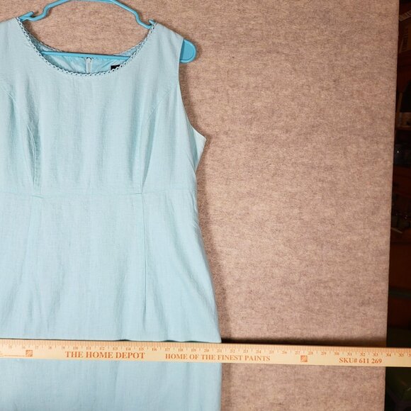 Sag Harbor Linen Maxi Dress, Size 12, Light Blue Embroidered Butterflies 🦋 - Picture 11 of 16